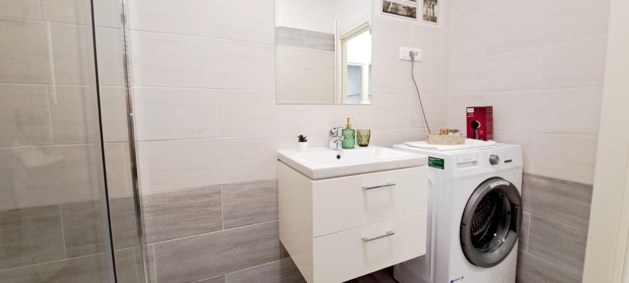 Relax Home Apartment Q Yaş Dış mekan fotoğraf