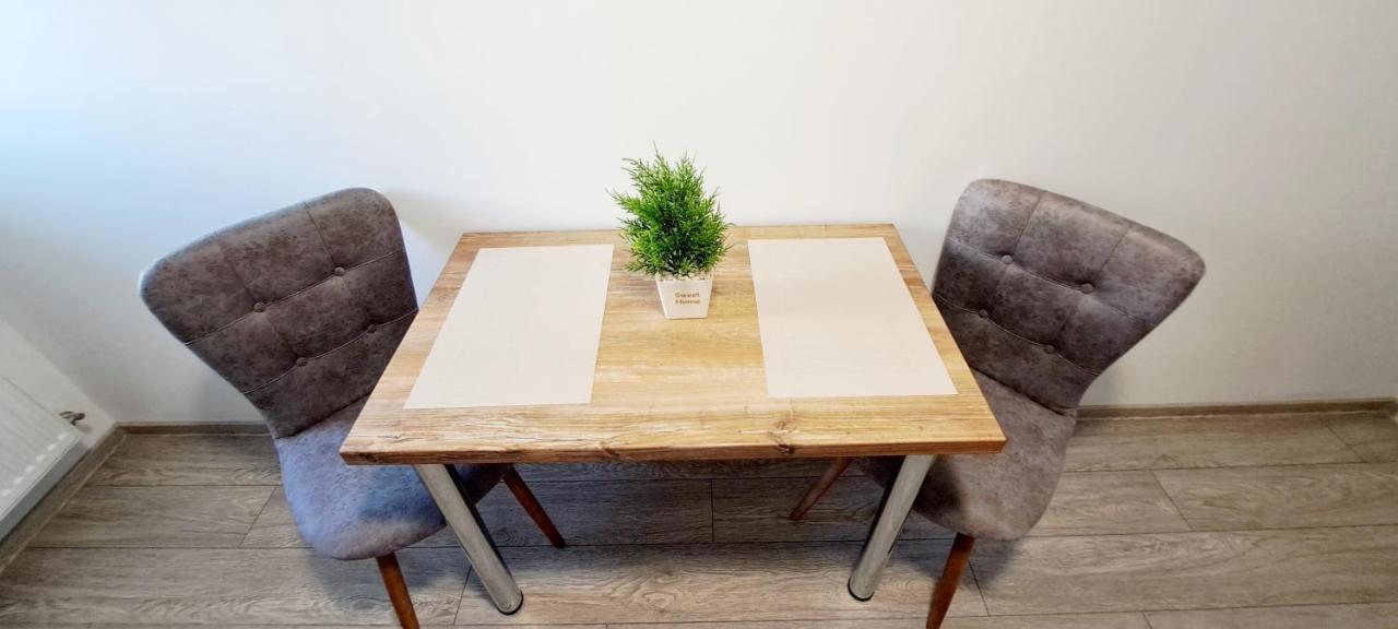 Relax Home Apartment Q Yaş Dış mekan fotoğraf