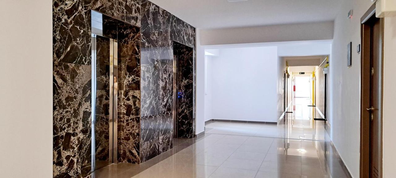 Relax Home Apartment Q Yaş Dış mekan fotoğraf