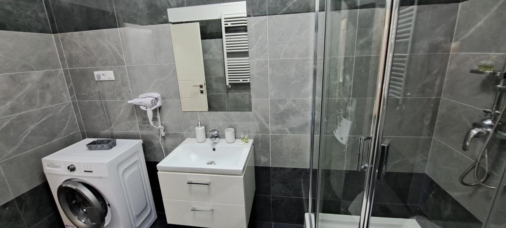 Relax Home Apartment Q Yaş Dış mekan fotoğraf